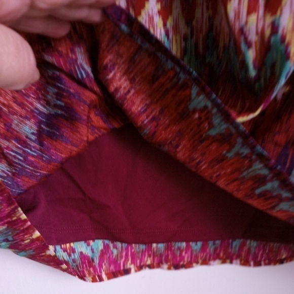 Lily Rose a-line mini dress with 3/4 length puff sleeves and back cutout - Picture 5 of 7